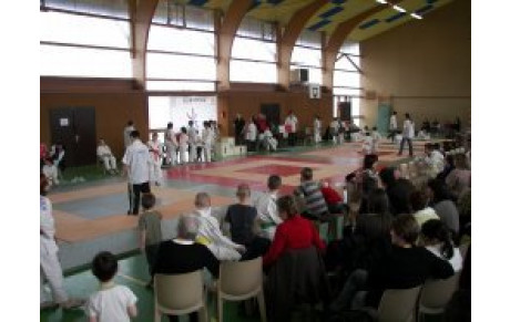 Intersections LES AVENIERES